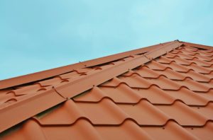 How to Safely Inspect Your Tile Roof in Phoenix, Arizona