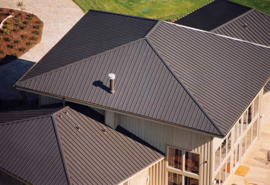 Exploring the Benefits of Metal Roofing Systems