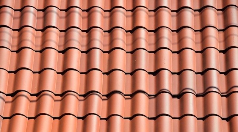 A tile roof of a Phoenix, Arizona Home